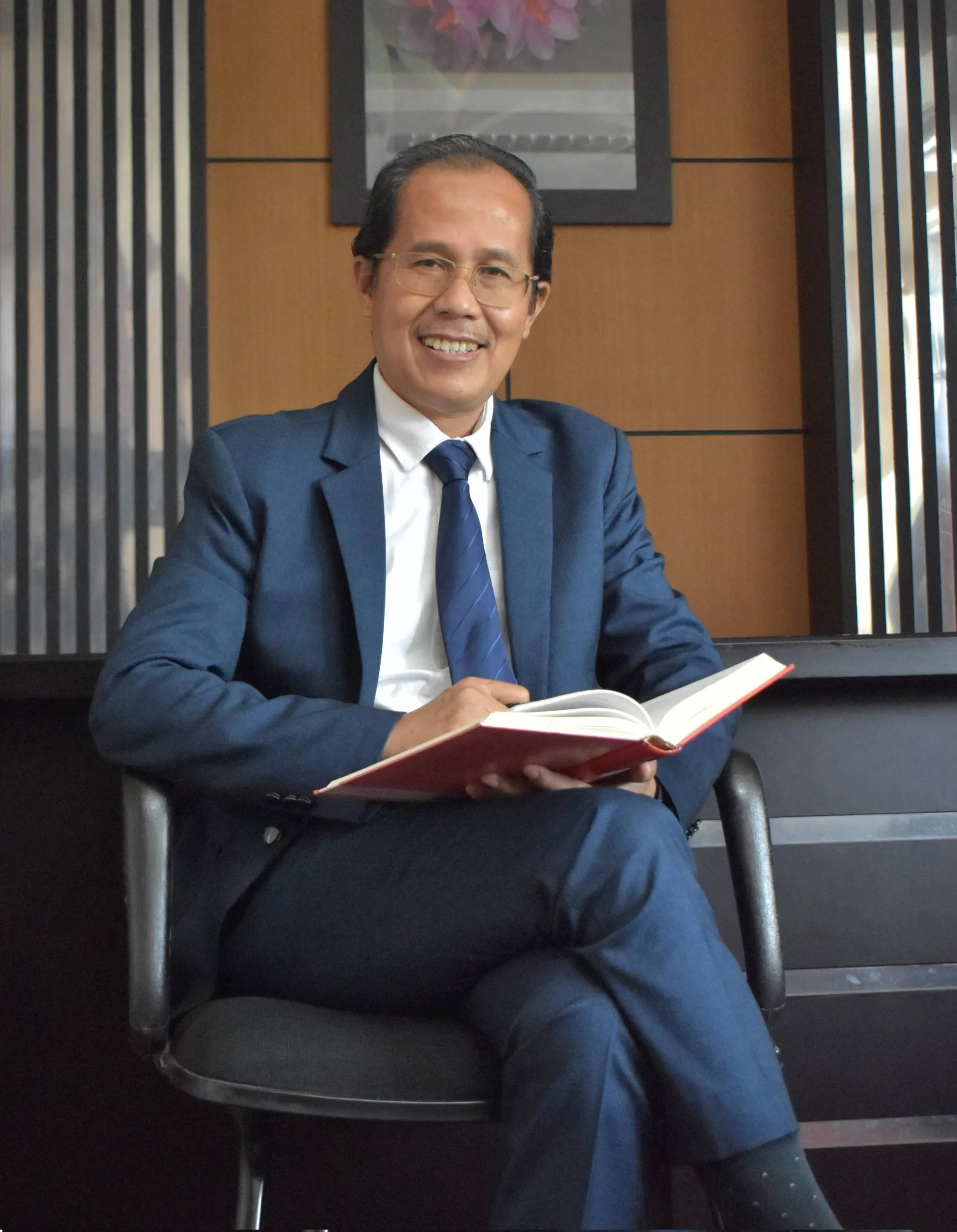 Prof. Dr. H. Hamam Hadi, MS., Sc.D., Sp.GK.